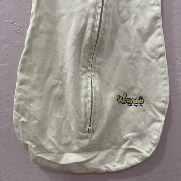 Woombie Green Baby Swaddle - Picture 4 of 7